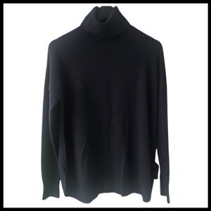 FRENCH CONNECTION NWOT Turtleneck Sweater